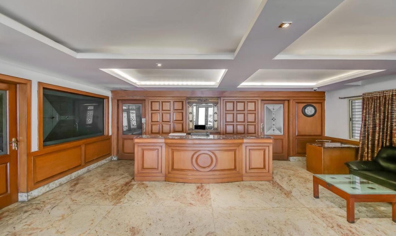 Treebo Trend President Suites Бангалор Экстерьер фото